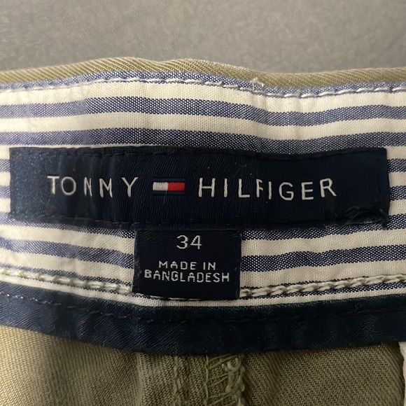 Tommy Hilfiger Green Shorts - Picture 3 of 3
